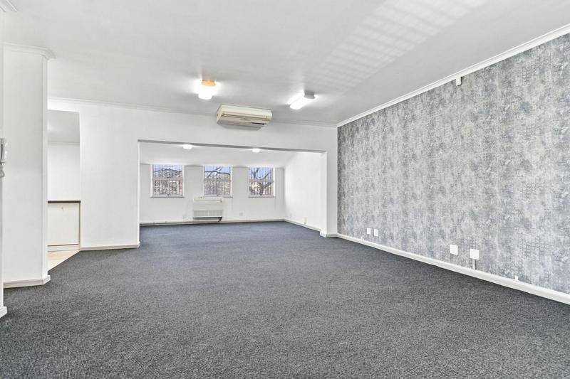 To Let Commercial Property for Rent in Pinelands Western Cape